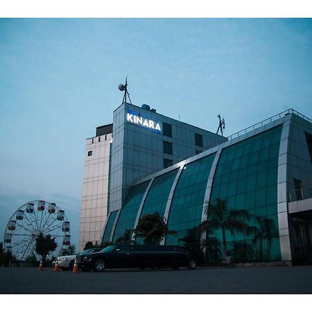 Hotel Akbars Kinara Sialkot Buitenkant foto