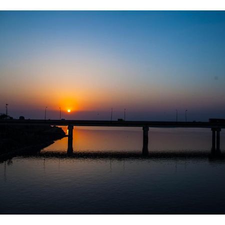 Hotel Akbars Kinara Sialkot Buitenkant foto